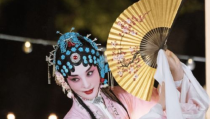 穿戏服的写真,戏服写真背后的故事